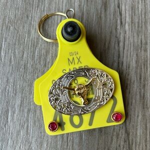 Arete De Vaca Llavero Cattle Tag
Western Keychain
